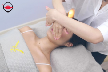Deep Relaxation Aromatherapy Massage