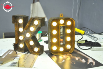 雙人仿鐵鏽字母燈製作工作坊